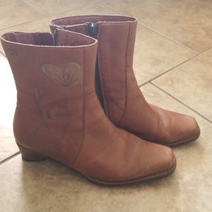 RARE Spanish Leather Boots